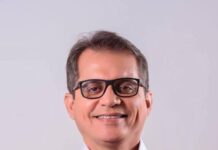 FAUSTO AZEVEDO, Presidente da Câmara de Vereadores de Guanambi, pergunta ao radialista e diretor do site POLITICA10, SALVANY COTRIM, qual opinião do comunicador sobre a disputa ao governo da Bahia entre JERÔNIMO e ACM NETO