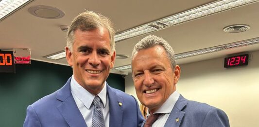 Deputado CHARLES FERNANDES é indicado como membro titular da CCJ e assume vice-liderança de bloco com mais de 270 parlamentares