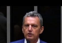 VÍDEO: Deputado CHARLES FERNANDES anuncia que o governador JERÔNIMO RODRIGUES fará um investimento de R$ 77 Milhões no Hospital Geral de Guanambi