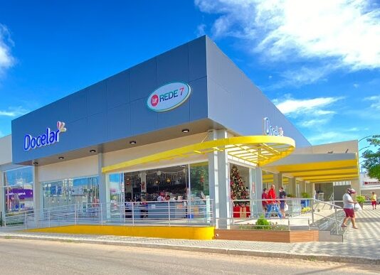 EDINILSON DO DOCELAR SUPERMERCADO: Da Série Memórias e Lembranças das Exposições Agropecuárias de Guanambi; "A lembrança marcante que tenho das Exposições Agropecuárias foi o show histórico do Rei do Baião, LUIZ GONZAGA, na EXPO GUANAMBI em 1987", relembra EDINILSON DO DOCELAR