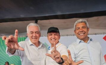 Deputado CHARLES FERNANDES participa de plenária do PGP 2026 em Guanambi
