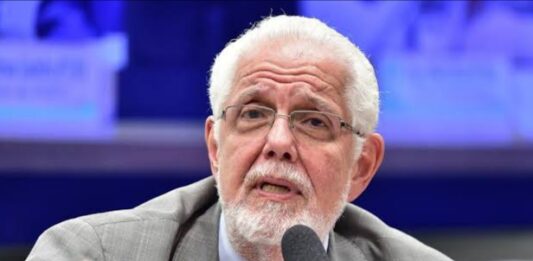 PT da Bahia, se tiver juízo, escala o deputado JORGE SOLLA no lugar de JAQUES WAGNER para concorrer ao senado; o galego passou a ser figura política tóxica, vai comprometer a campanha de JERÔNIMO e LULA, e corre risco de ser preso durante a campanha política