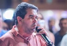 Vice prefeito de Guanambi ZAQUEU RODRIGUES estaria sofrendo pressão para largar de apoiar o candidato a deputado federal DR MARCELO EMERENCIANO, um desconhecido no município e apoiar ARTHUR MAIA