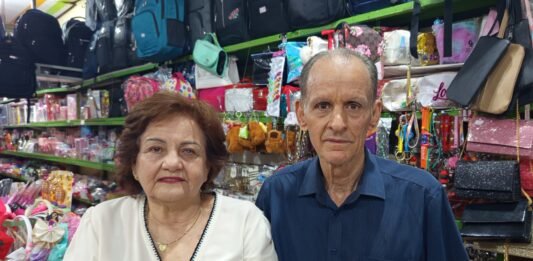 REAL MAGAZINE: BRAULINO E DONA NALVA, uma história de vida e dedicação; 50 anos de casamento, 43 anos de Magazine, nesta série do site POLITICA10, Histórias de Sucesso