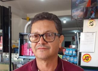Genilson Vieira, conhecido como NINHO, começou o seu comércio pequeno, pequeniNINHO, cresceu, lutou, trabalhou, Deus ajudou e agora amplia, e NINHO anuncia a inauguração para dia 29/09 do SUPERMERCADO RIO BRANCO