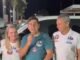 VÍDEO: Troca de gentileza entre IVANA BASTOS E CHARLES FERNANDES em carreata política de URANDI deixa grupo político de VÍTOR BONFIM ressabiado