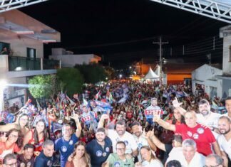Ex-aliado de ACM NETO faz comício pra JERÔNIMO e relembra 2022: “não pude ajudar”
