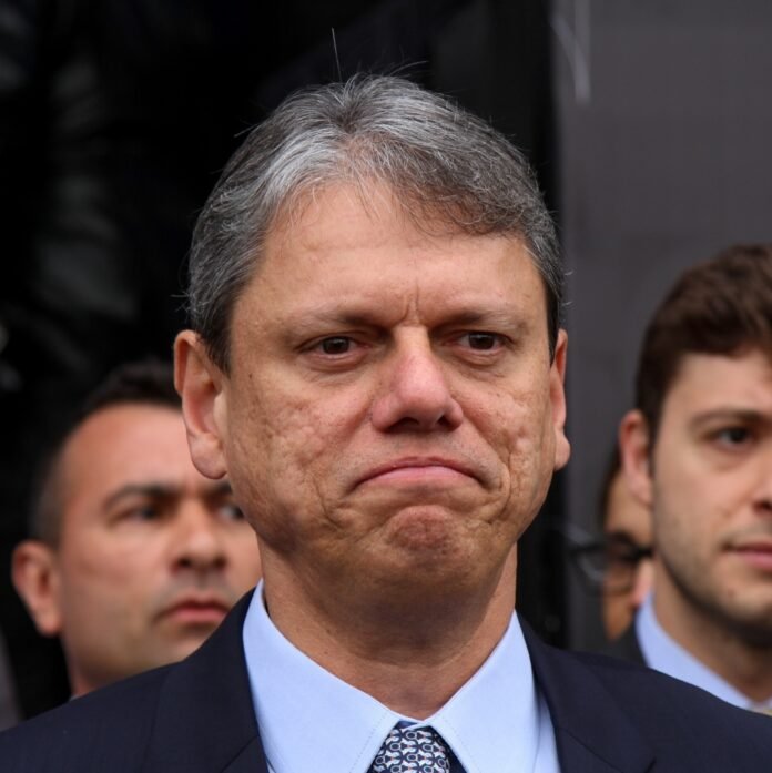 o-governador-de-sao-paulo-tarcisio-de-freitas-republicanos-durante-a-cerimonia-comemorativa-da-revolucao-constitucionalista-de-1932-1752161460472_v2_1x1